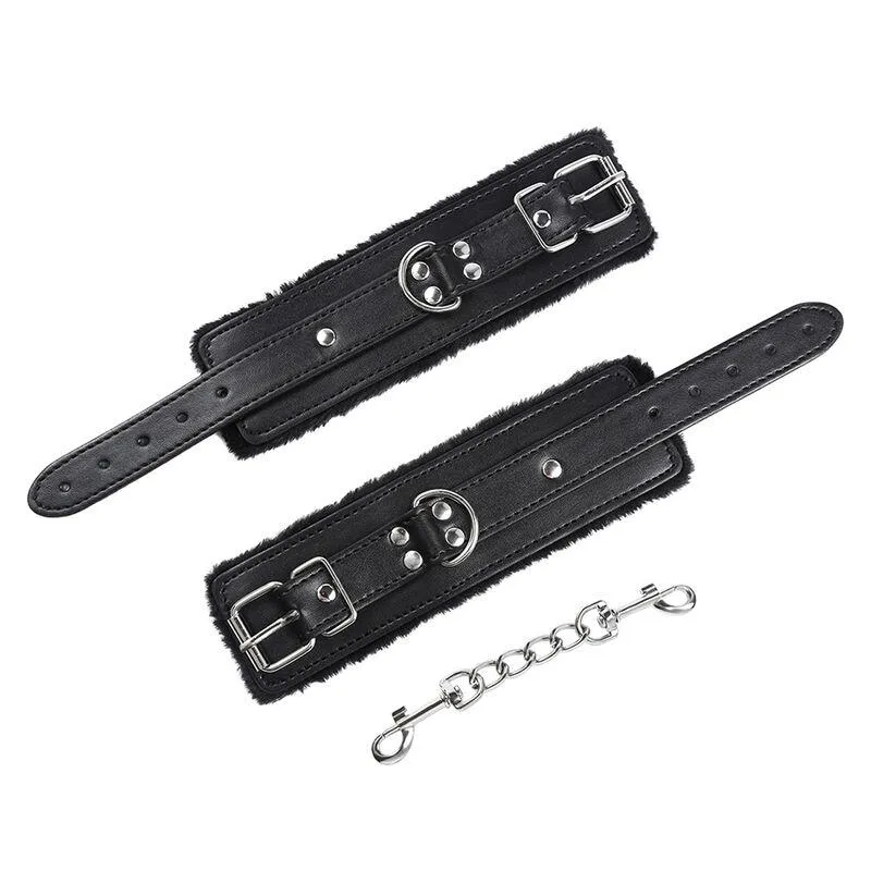 ♥ Fetish Gefütterte Handfesseln von Ohmama Fetish ♥ kaufen | Fesselliebe 2