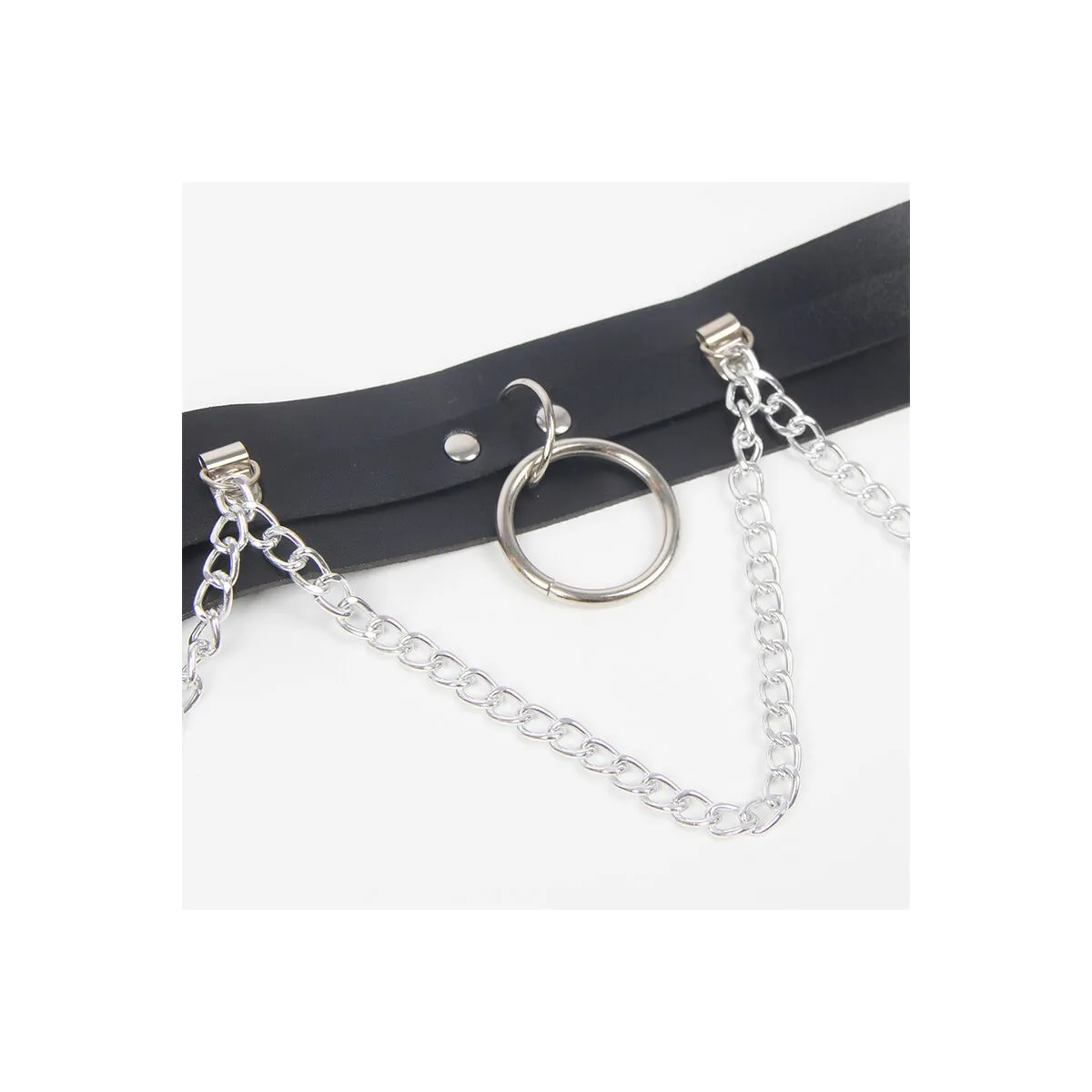Gürtel und Strumpfband mit Ringen und Kette Detail One Size (S-L) von Subblime Fetish kaufen | Fesselliebe