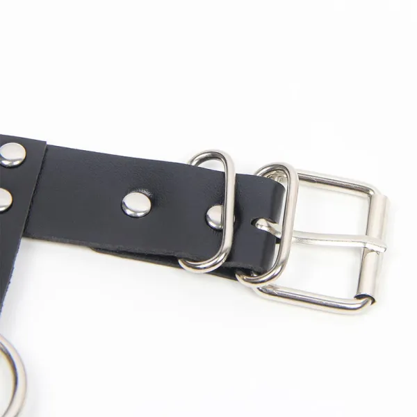 Harness-BH und Halskette mit Ketten One Size (S-L) von Subblime Fetish kaufen | Fesselliebe