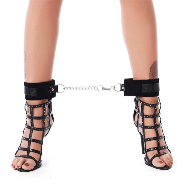 Rimba Komplettes Fesselset Schwarz von Bondage Play kaufen | Fesselliebe