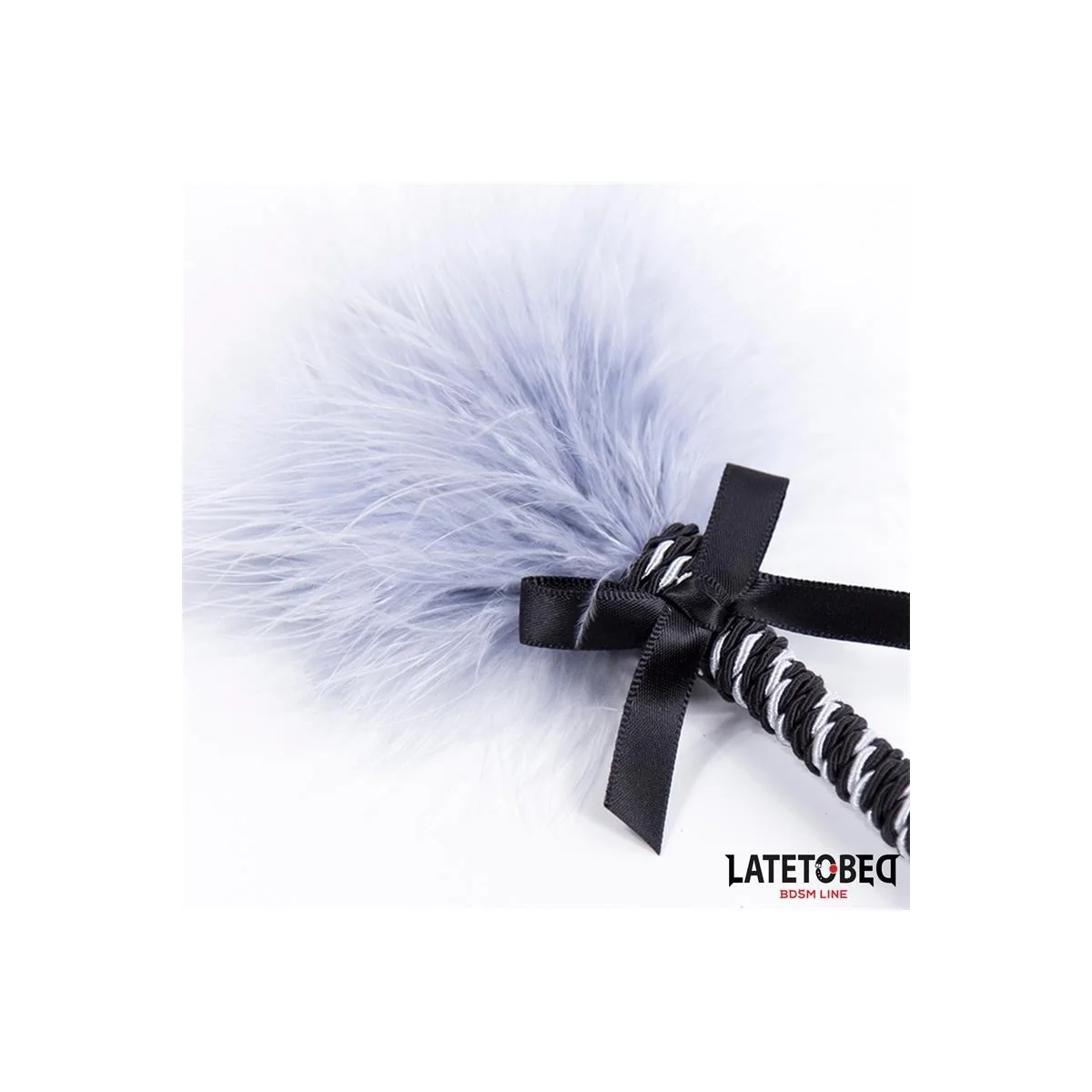 FEDER-KITZLER MIT SCHLEIFE 25 CM VON LATETOBED BDSM LINE