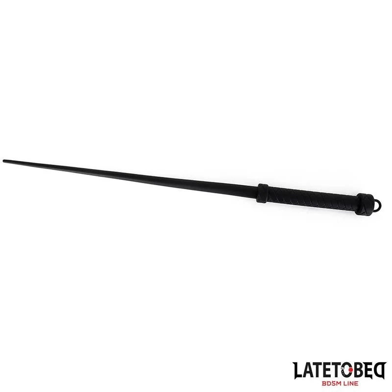 SILIKONPEITSCHE SCHWARZ 63,5 CM VON LATETOBED BDSM LINE 2