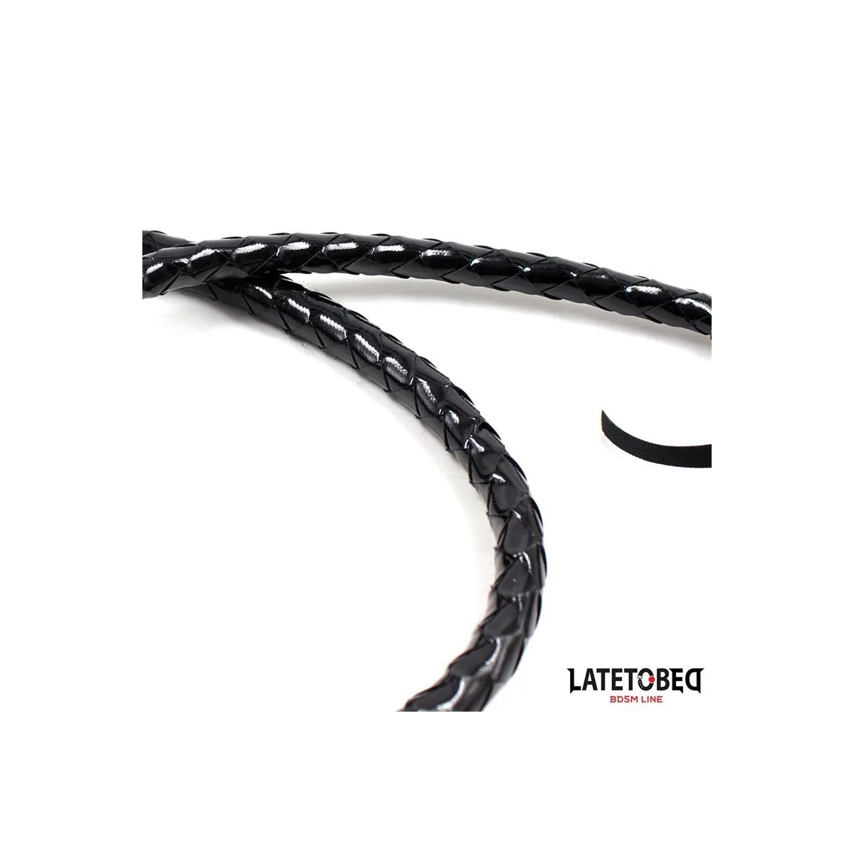 GLÄNZENDE SCHWARZE LANGE PEITSCHE 138 CM VON LATETOBED BDSM LINE
