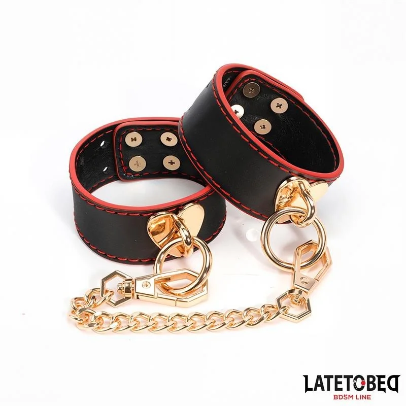 HANDFESSELN MIT GOLDENER KETTE VON LATETOBED BDSM LINE 2