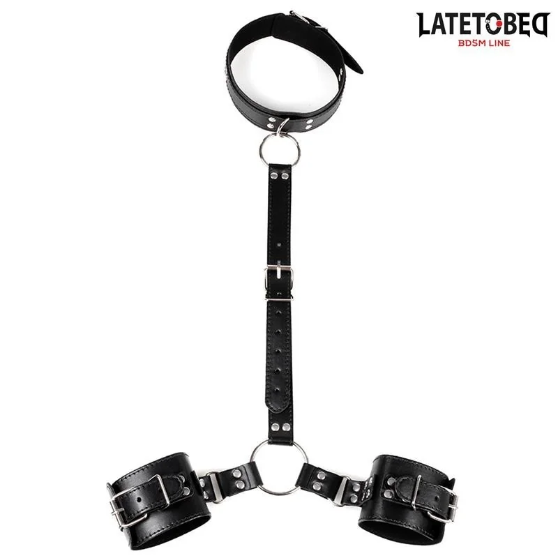 HALSBAND UND HANDFESSELN VON LATETOBED BDSM LINE