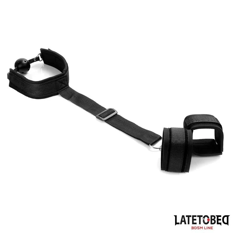 KNEBELKUGEL UND FESSELN VON LATETOBED BDSM LINE