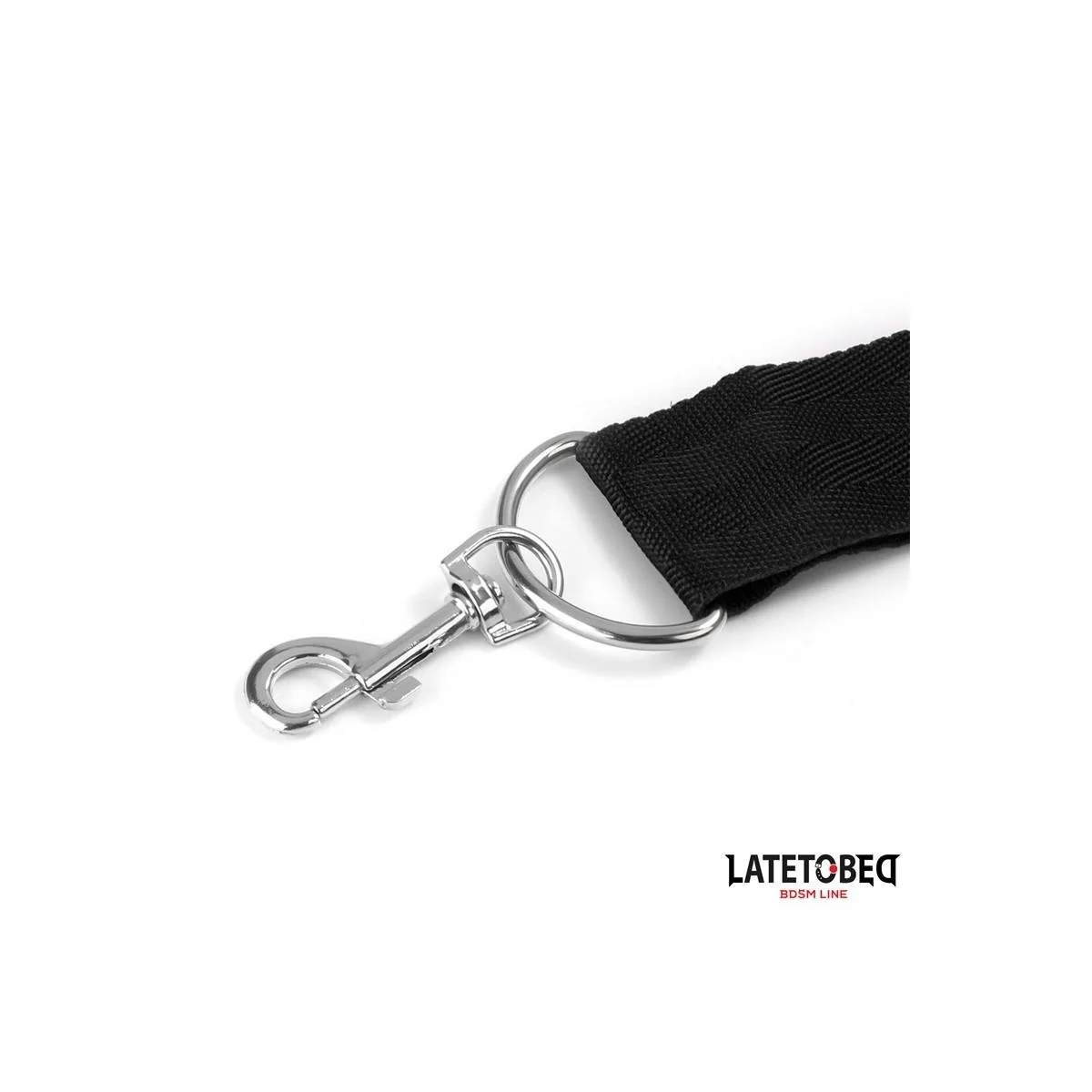 KNEBELKUGEL UND FESSELN VON LATETOBED BDSM LINE