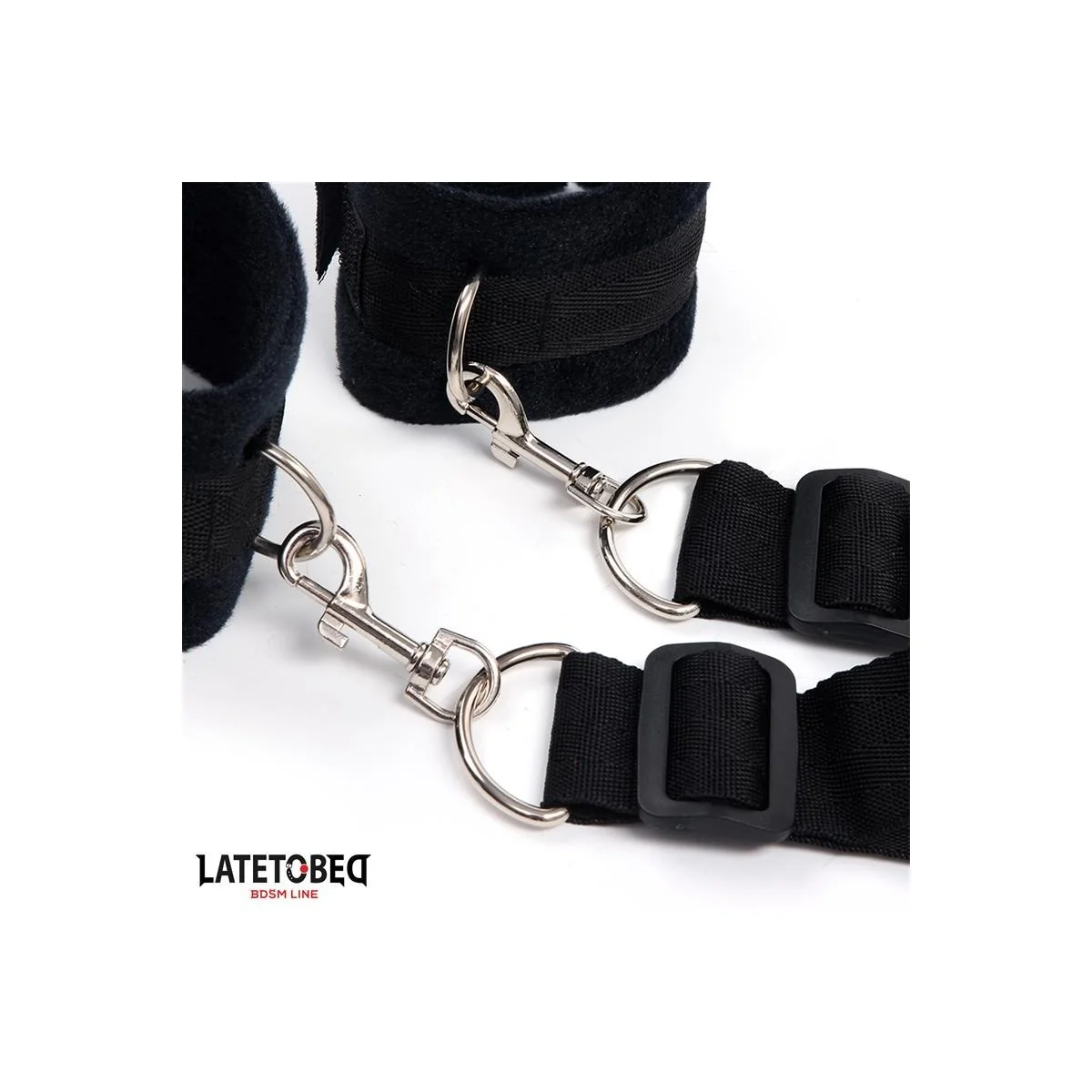BETTFESSELN VON LATETOBED BDSM LINE