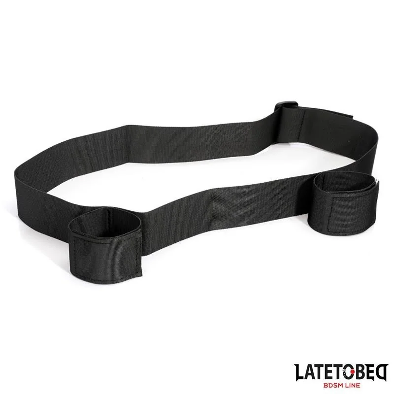 HÜFTBAND UND KLETTVERSCHLUSS-HANDGELENKMANSCHETTE VON LATETOBED BDSM LINE