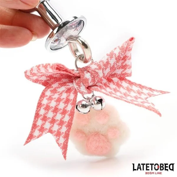 ANALPLUG MIT JUWEL UND POMPON VON LATETOBED BDSM LINE