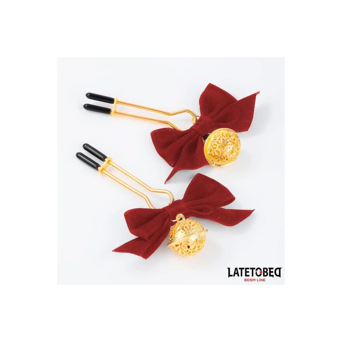 NIPPELKLEMMEN MIT ROTER SCHLEIFE VON LATETOBED BDSM LINE