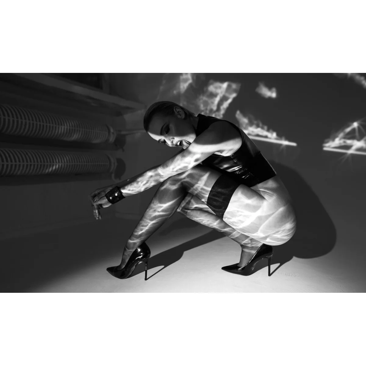 F324 Wetlook Top mit Reißverschluss von Noir Handmade kaufen | Fesselliebe