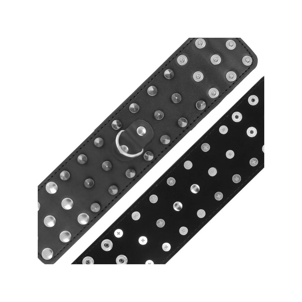 Skulls And Bones Schwarze Handschellen mit Spikes von Darkness Bondage kaufen | Fesselliebe