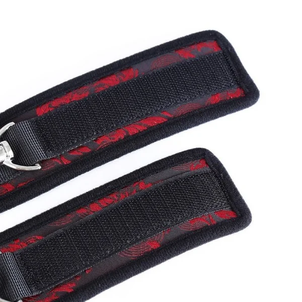 Scandal Handgelenk-Handschellen von Ohmama Fetish kaufen | Fesselliebe