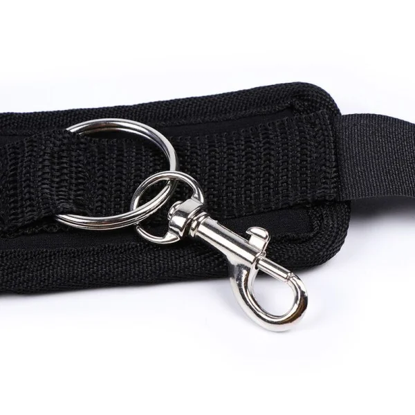 Handgelenkfessel mit Saugnapf von Ohmama Fetish kaufen | Fesselliebe