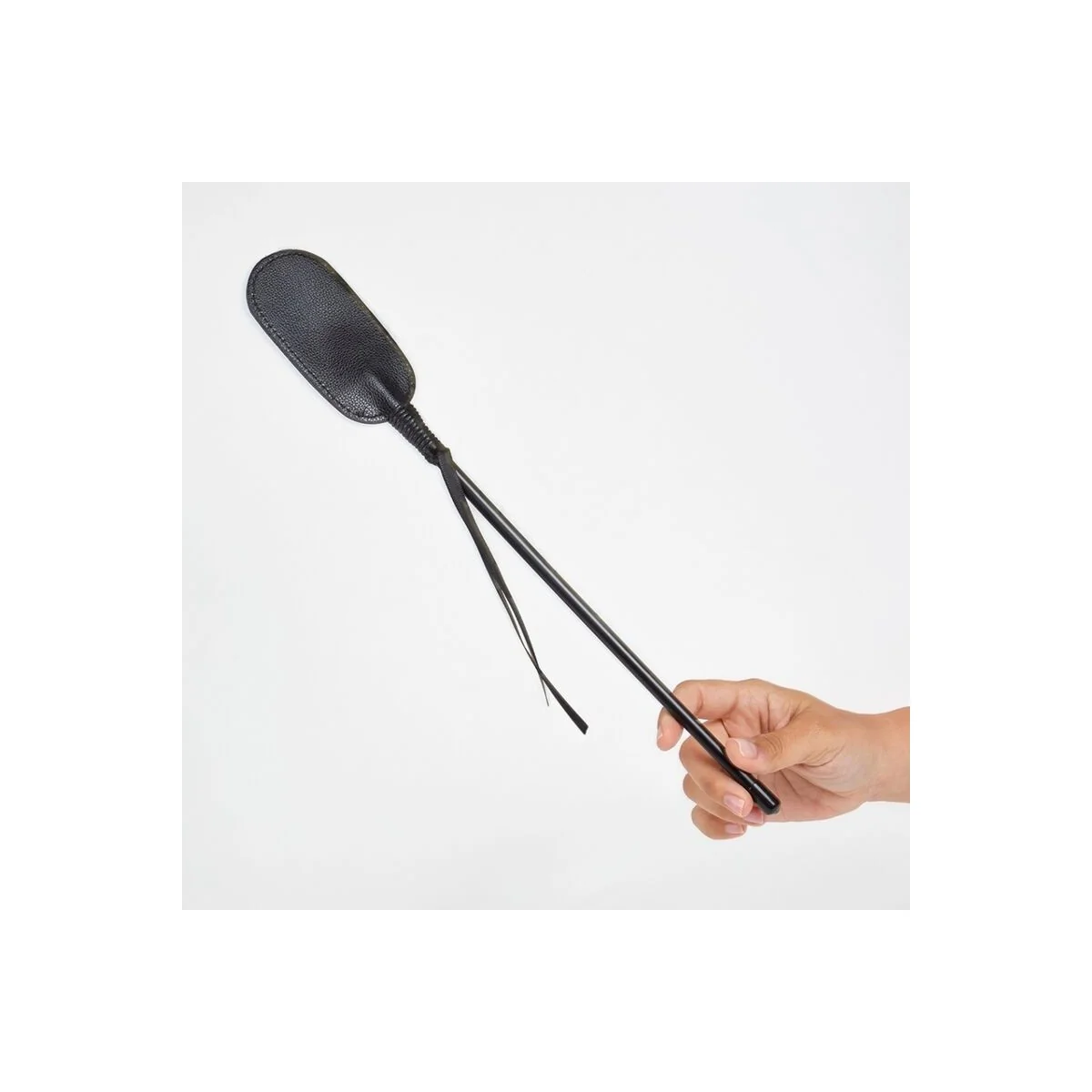 Schwarze Peitsche von Secretplay 100% Fetish kaufen | Fesselliebe
