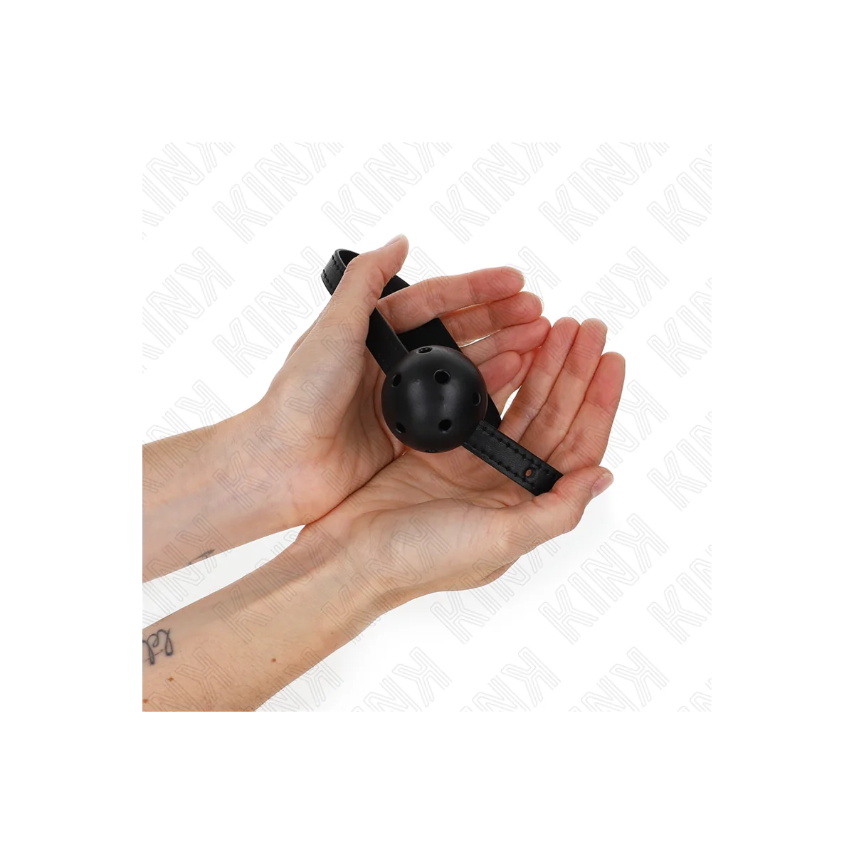 Simplicity Schwarzer Atmungsaktiver Ball 4,5 cm Gag 62 X 1,5 cm von Kink Collar & Gag kaufen | Fesselliebe