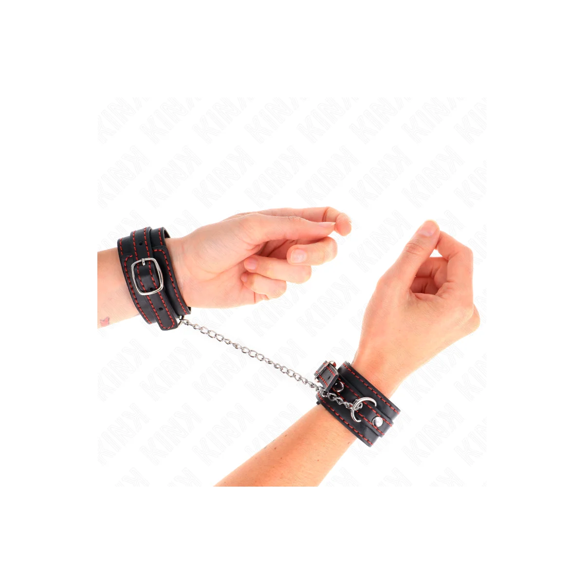 Kleine Handgelenksfesseln Schwarz mit Rotem Futter Verstellbar 14-24 cm X 3,5 cm von Kink Wrist Restraint kaufen | Fesselliebe