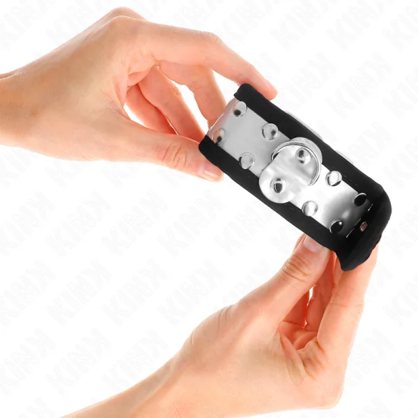 Dünne Handgelenksfesseln Schwarz/Silber 30 X 4 cm von Kink Wrist Restraint kaufen | Fesselliebe