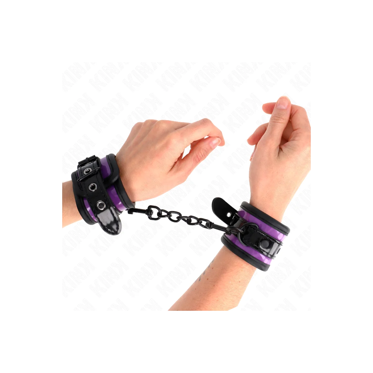 Neopren Handgelenkfesseln Helllila Verstellbar 21-28 cm X 5 cm von Kink Wrist Restraint kaufen | Fesselliebe