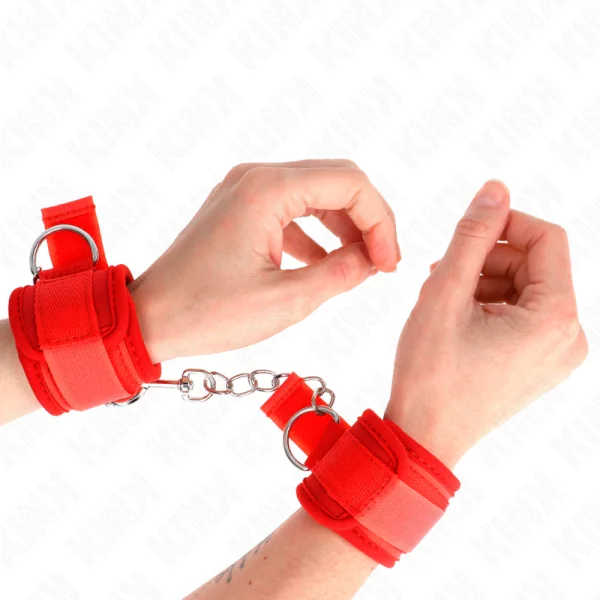 Neopren Handgelenkfesseln Rot 42 X 5 cm von Kink Wrist Restraint kaufen | Fesselliebe