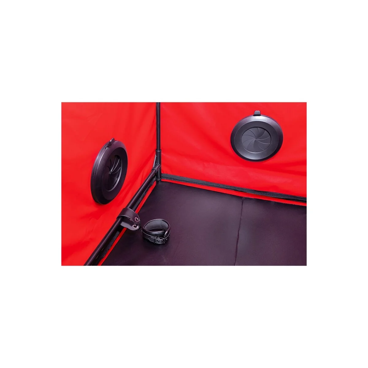 KINK CLUB CABIN SCANDALE SCHWARZ & ROT VON SECRET DOME