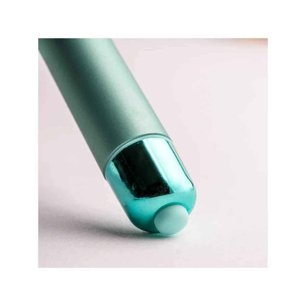 RO-90 AQUA LILY VIBRIERENDES BULLET WASSERGRÜN VON ROCKS-OFF