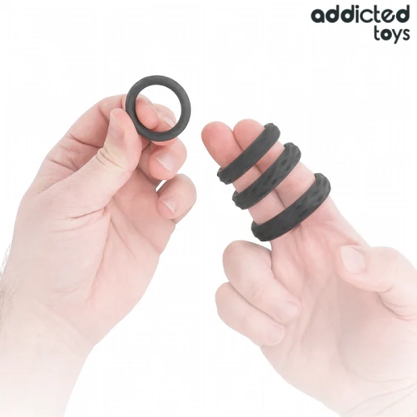 SET MIT STRUKTURIERTEM COCKRING IN 4 GRÖSSEN VON ADDICTED TOYS