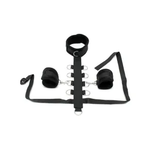 Set Halsband mit Manschetten Schwarz von Bondage Play