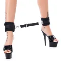 Fussfesseln mit Verstellbarem Spreizgurt von Bondage Play