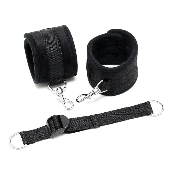 Fussfesseln mit Verstellbarem Spreizgurt von Bondage Play | Fesselliebe.de