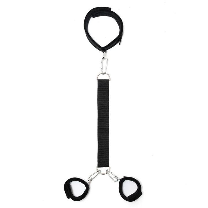 Weiches Halsband mit Handschellen und Leine Verstellbar von Bondage Play | Fesselliebe.de