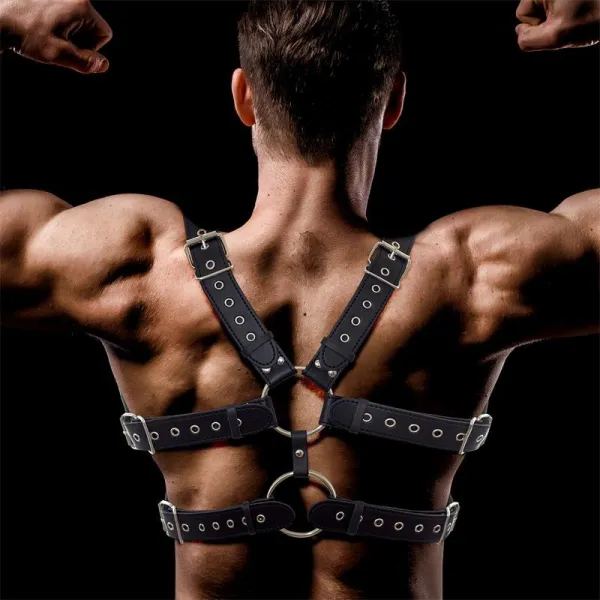 Aurum Bondage-Harness für Männer aus Veganem Leder von Intoyou BDSM Line | Fesselliebe.de