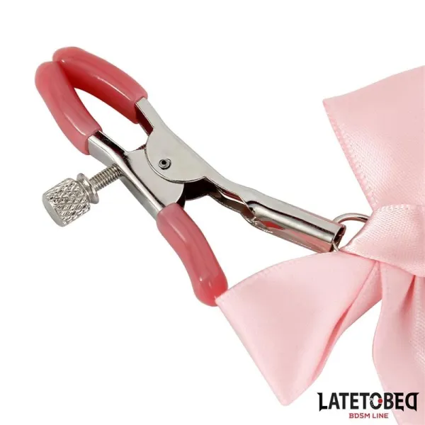 Rosa Nippelklemmen mit Schleife und Glöckchen von Latetobed BDSM Line | Fesselliebe.de