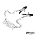 Nippelklemmen mit „DADDY Word”-Anhänger von Latetobed BDSM Line