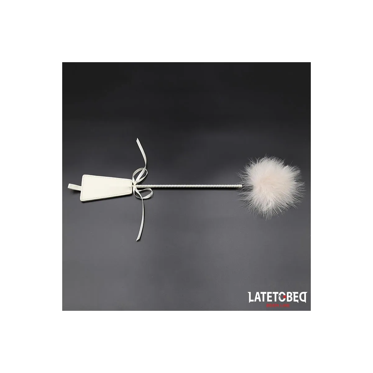 Bowknot-Feder-Kitzler-Paddel von Latetobed BDSM Line | Fesselliebe.de