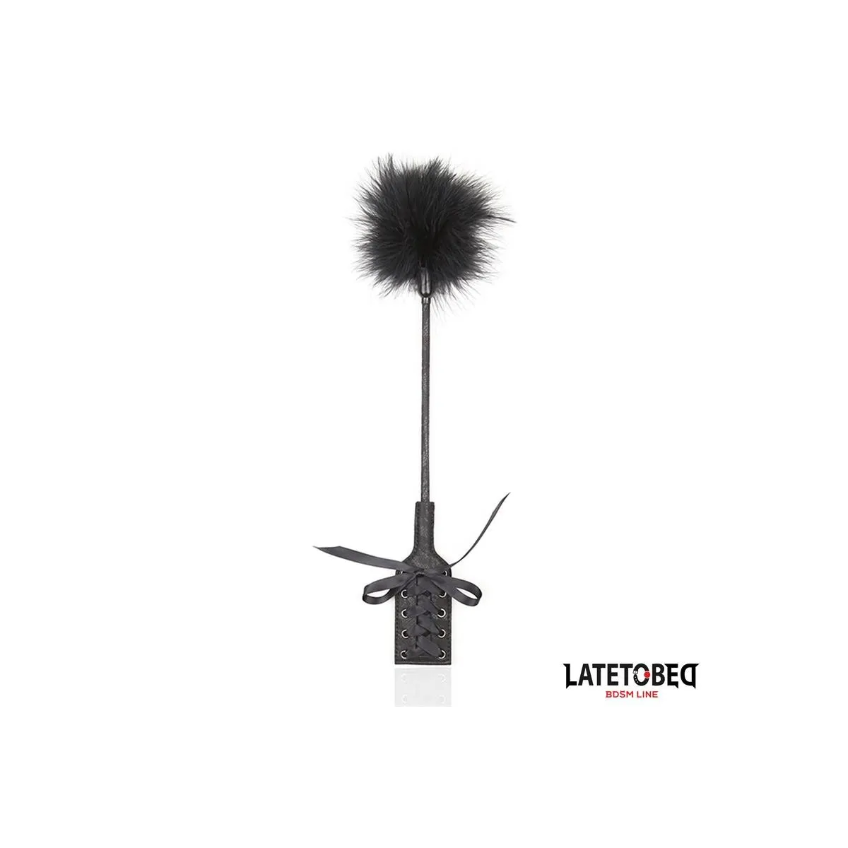 Feder-Kitzler und Spitzenband-Paddel von Latetobed BDSM Line | Fesselliebe.de