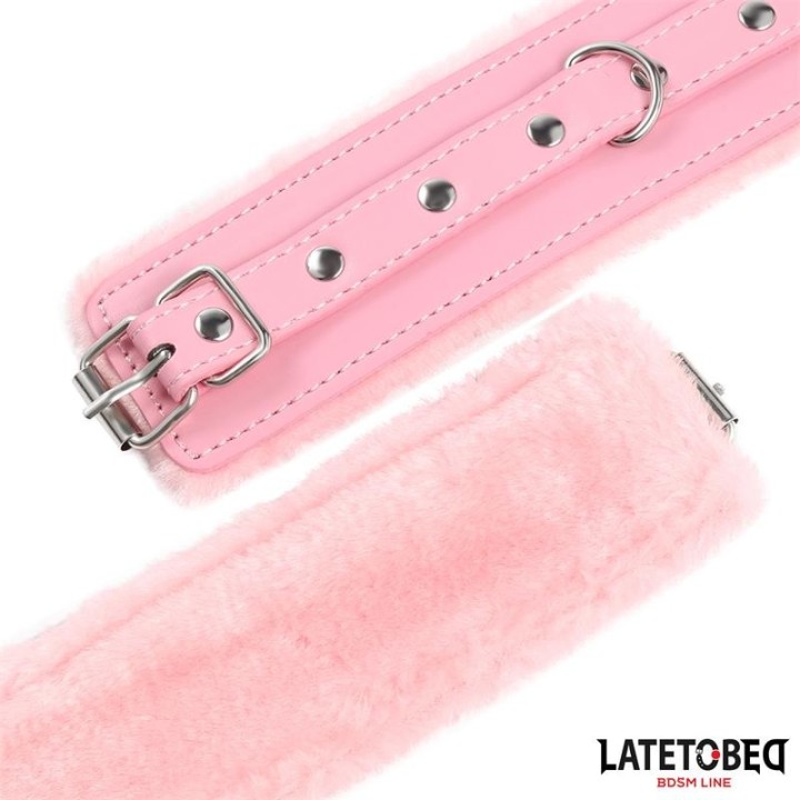 Premium-Handfesseln mit Fellfutter, Rosa von Latetobed BDSM Line | Fesselliebe.de