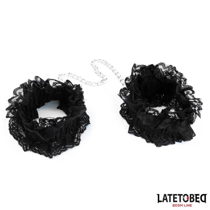 Elastische Fussfesseln aus Spitze Schwarz von Latetobed BDSM Line | Fesselliebe.de
