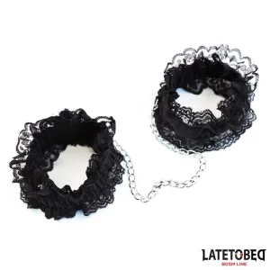 Elastische Fussfesseln aus Spitze Schwarz von Latetobed BDSM Line