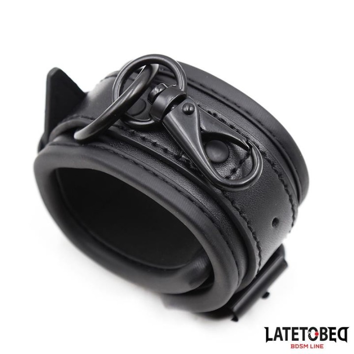 Handschellen Verstellbar Neopren Schwarz von Latetobed BDSM Line | Fesselliebe.de