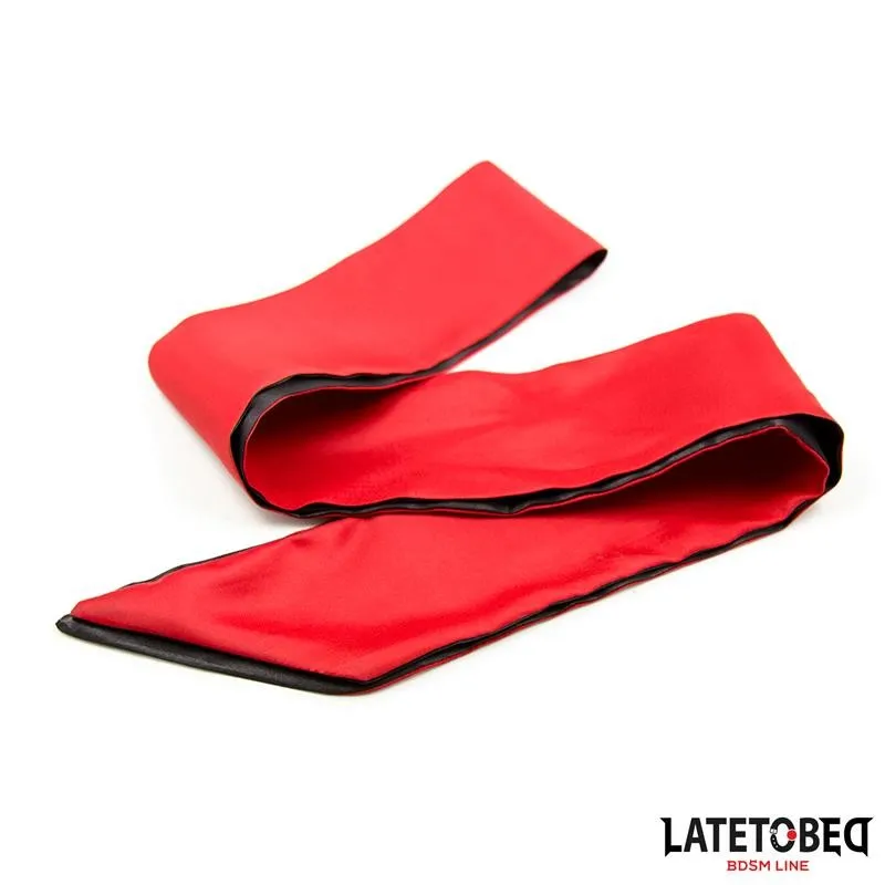 Satin-Augenbinde Rot und Schwarz von Latetobed BDSM Line | Fesselliebe.de