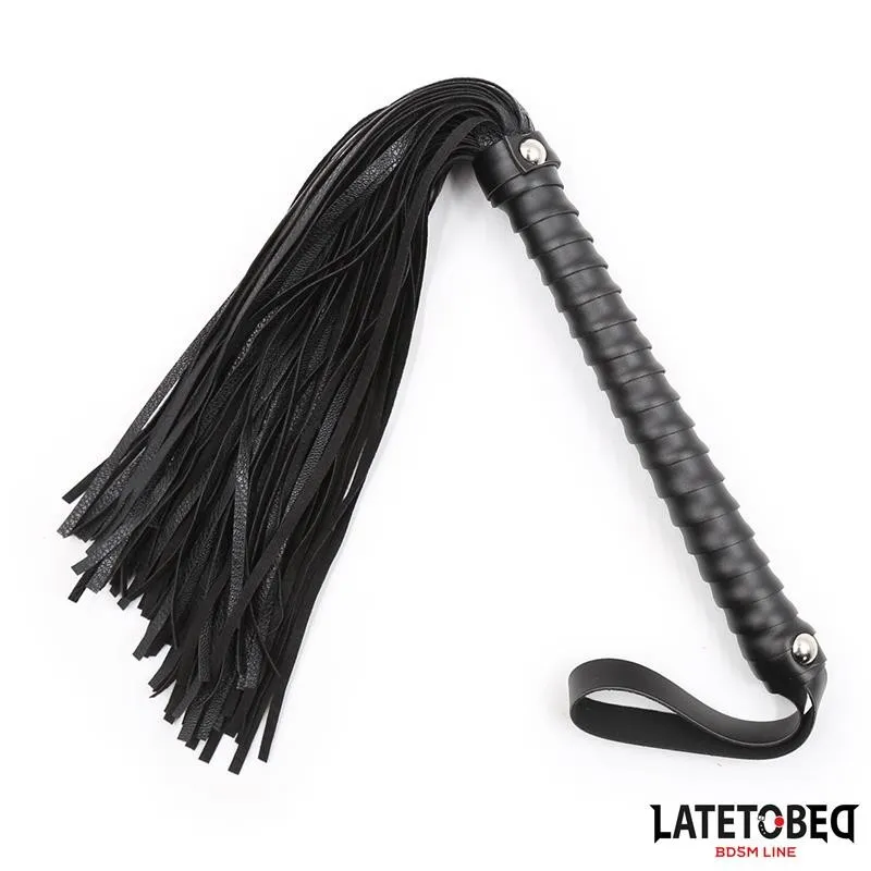 Gepolsterte Peitsche Schwarz 48,5 cm von Latetobed BDSM Line | Fesselliebe.de