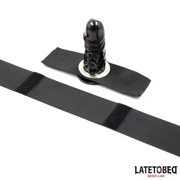 Kleiner Penis Verstellbar Schwarz von Latetobed BDSM Line | Fesselliebe.de