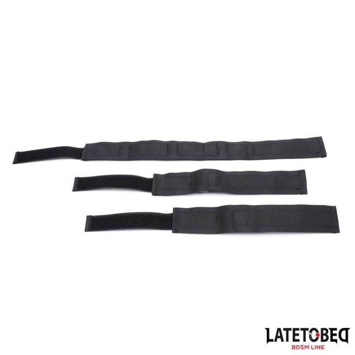 Halsband mit Handfesseln, Nylon von Latetobed BDSM Line | Fesselliebe.de