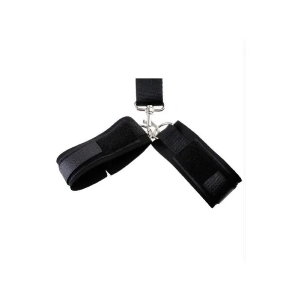 Knebelball mit Handschellen, Schwarz von Latetobed BDSM Line | Fesselliebe.de