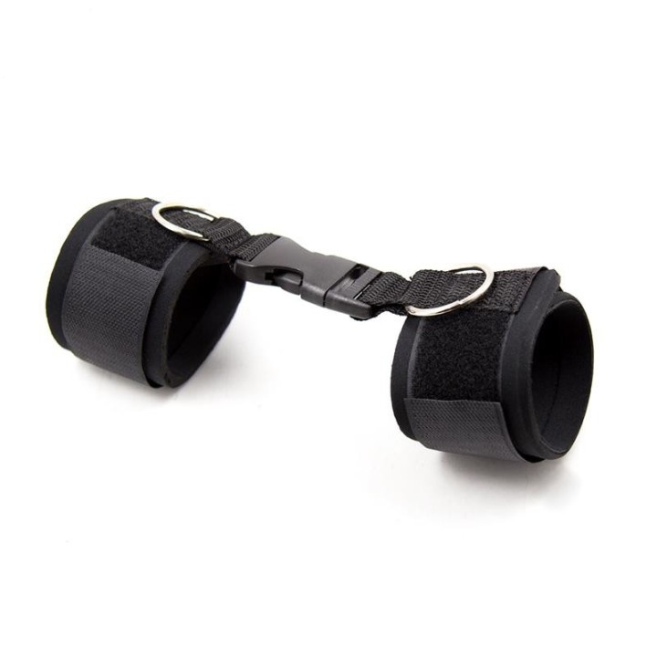 Neopren-Fussfesseln mit Klettverschluss, Schwarz von Latetobed BDSM Line | Fesselliebe.de