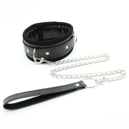 Halsband mit Metallleine und Gepolstertem Innenfutter Schwarz von Latetobed BDSM Line | Fesselliebe.de