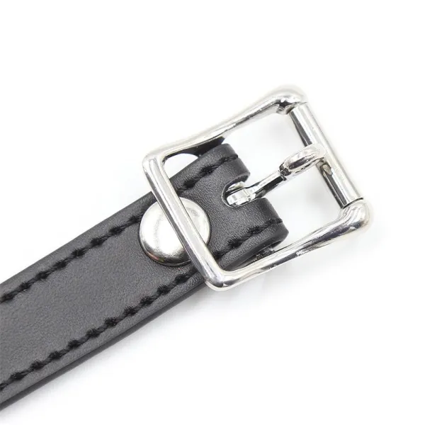 Atmungsaktiver Knebel, Schwarz/Rot von Latetobed BDSM Line | Fesselliebe.de