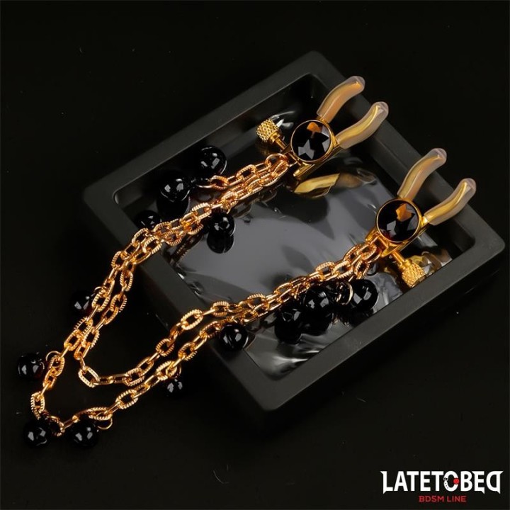 Nippelklemmen mit Kette und Glocken von Latetobed BDSM Line | Fesselliebe.de